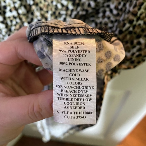 Cheetah style office dress - Picture 4 of 4